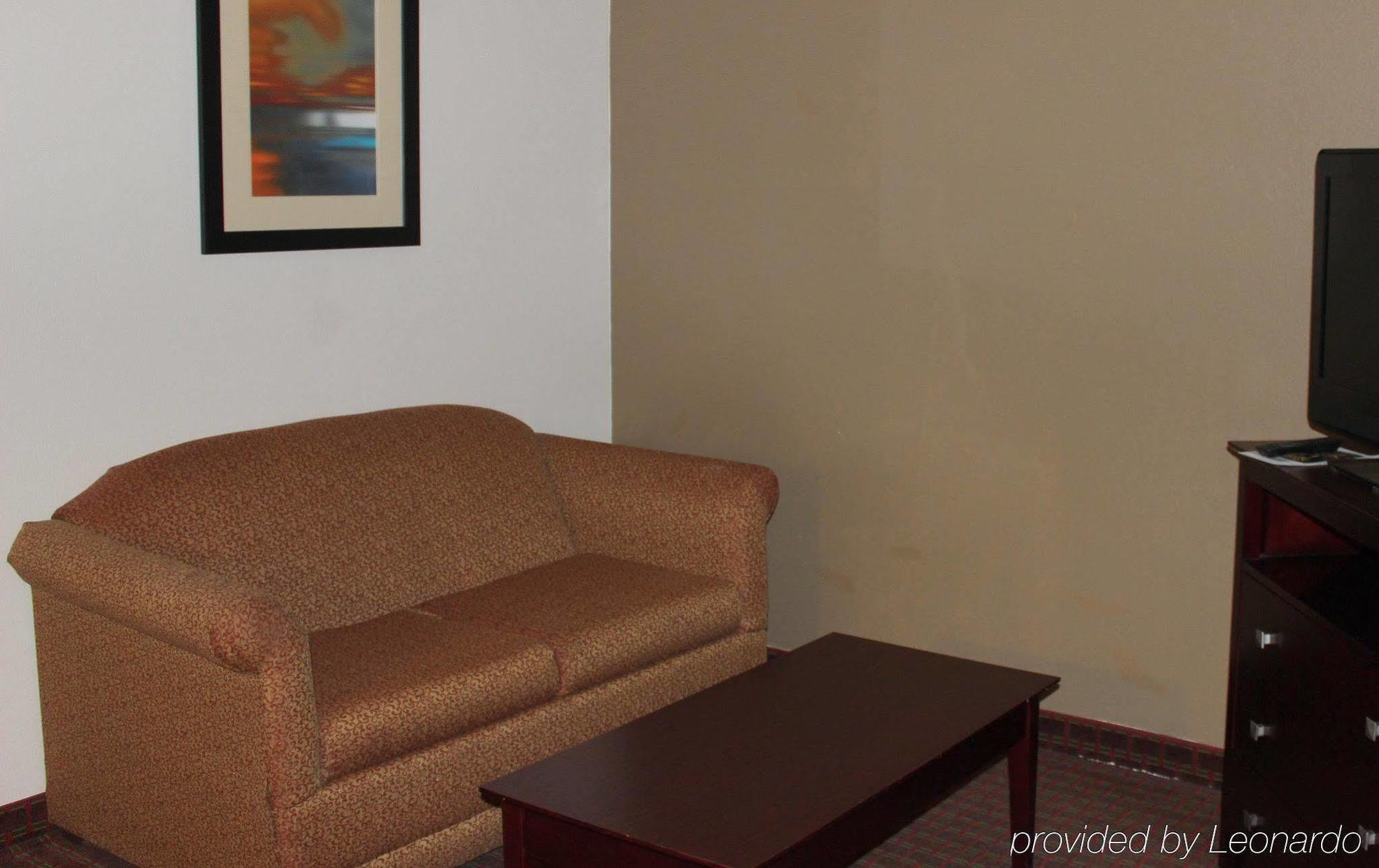 Holiday Inn Express Hotel & Suites Plainview By Ihg Экстерьер фото