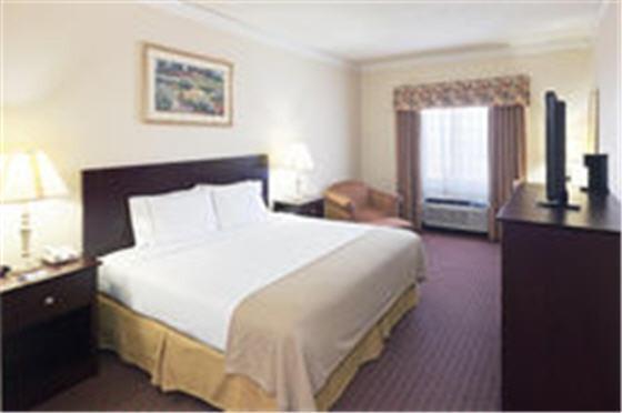 Holiday Inn Express Hotel & Suites Plainview By Ihg Экстерьер фото